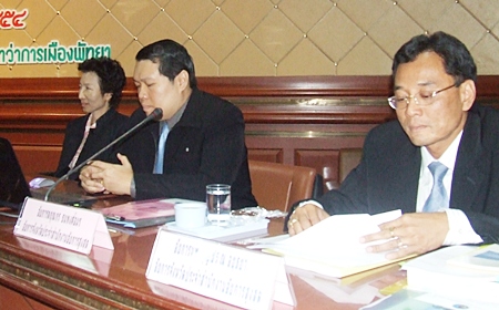 (L to R) Attorneys Chaniya Chasuwan, Tanakorn Thonnapong and Nop Kunchorn Na Ayuthaya speak to a group of building, land and property owners on their potential unpaid tax debt. 