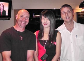 Jon Lay (left) was the A Flight winner at the P.A.G.S. monthly.