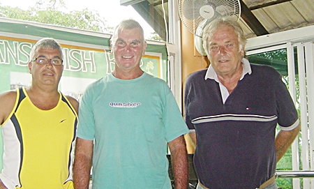 Martin, Clive & Jeff at Mulligans Lakeside after Thursday’s round at Khao Kheow. 
