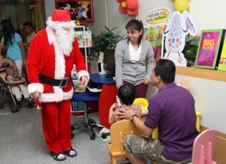 Word on the grapevine has it that Santa will sneak away from his chores to visit Bangkok Hospital Pattaya on November 26.