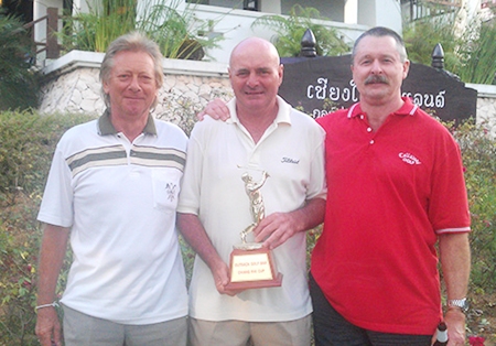 Overall winner Steve Mann (center) holds the trophy flanked by runners-up Keith Buchanan (left) and Chris Sloan (right). 