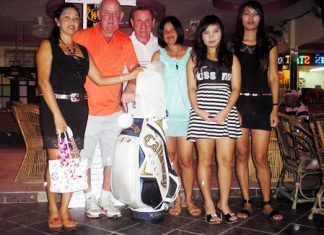 Friday’s winning Irish boys, Cully Monks and Martin McAteer, with the Siam Cats ladies.