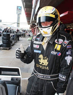 Sandy gives the thumbs up in the pit lane.