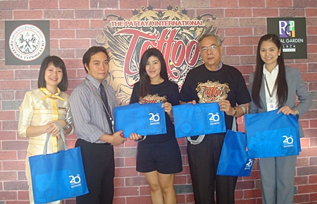 Bangkok Hospital Pattaya provided 100 information kits for the Pattaya International Tattoo Convention which was held in November at the Royal Garden Plaza Shopping Mall. This was the first cooperation between the BPH International Marketing team and the Marketing Communication Manager of Royal Garden Plaza Group.