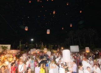 Many Russians release floating krathong lamps (khomloys) at Nong Nooch Tropical Gardens.