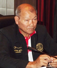 Councilman Banlue Kullavanijaya has made untangling the spaghetti-like network of wires in his district his personal crusade.