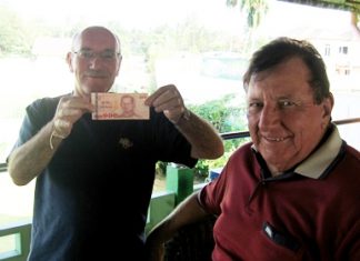 Trevor & Brian share a joke after Thursday’s success on the course.