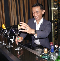 Sunny Maitre d’ Flare.