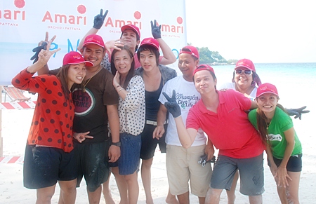 Corporate Boat Trip 2011 – a fun day out at Koh Sak.
