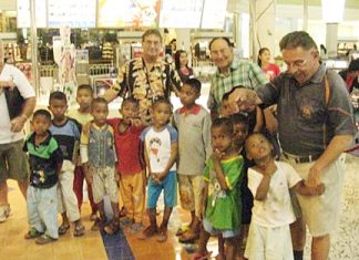 Getting ready to head into the shopping paradise.