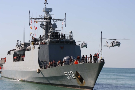 HTMS Narathiwat arrives at the Sattahip Naval Base.