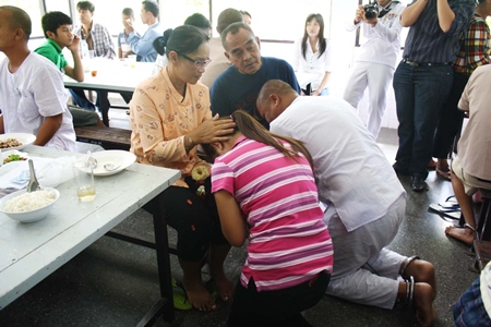 A prisoner asks forgiveness from his family on Father’s Day. 