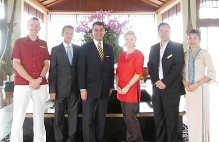 Michael Delargy (left), general manager of the Sheraton Pattaya Resort, welcomed H.E Dr. Johanas Peterlik, Ambassador of Austria to Thailand together with his wife Dr. Ria-Ursula on their visit to the resort recently. On hand to greet the VIP couple were Rudolf Hofer (2nd left), honorary consul of the Austrian Embassy in Pattaya and Prin Pathanatham (2nd right), director of sales and marketing of the hotel.