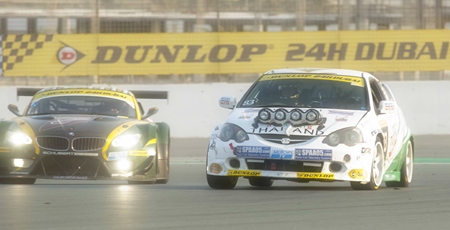 Thomas battling with a BMW Z4.