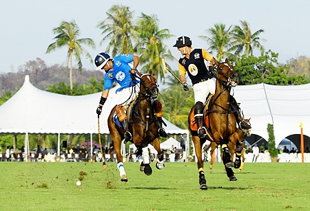 La Sarita and Thai Polo go head to head in the final match.