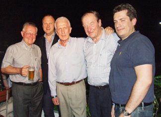 The new president of the Thai-German Chamber of Commerce, Karl Heinz Heckhausen (2nd right) amongst close friends.