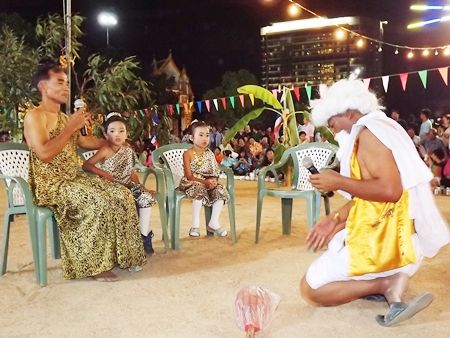 Actors perform a skit from Kanhachalee, ancient Thai literature.