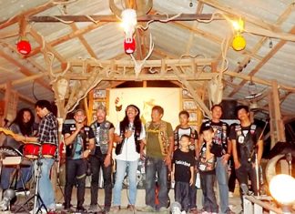 The Big Hearted Pattaya Club held a party on 24th March, which raised 5,050 baht to help the family.