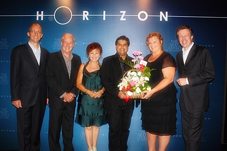 (From 2nd left) Pattaya Mail’s Dr. Iain Corness, Elfi Seitz and Tony Malhotra congratulate Hilton Pattaya Peta Ruiter, Director of Business Development, Hilton Pattaya along with Michel Scheffers, director of operations and Harald Feurstein, (left) General Manager.