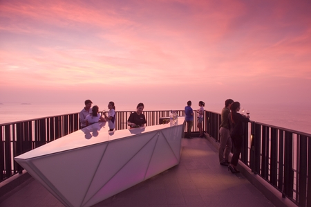 The extended space beyond the normal footprint of the building with the suspended ‘Infinity Bar’.