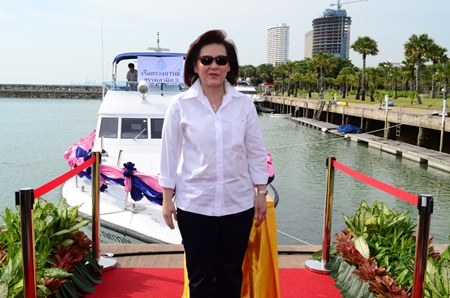 Department Director Benja Louischaroen officially launches the 60-foot speedboat at Pattaya’s Ocean Marina. 