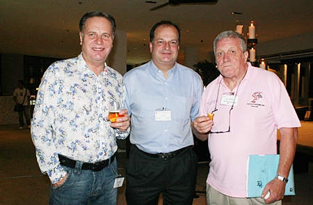 Simon Matthews (country manager Thailand Manpower Group), Greg Watkins (BCCT executive director) and Jim Howard.
