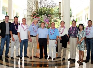 Dusit International executives greet each other as they arrive for the 2012 ‘Managing Challenges’ conference. (Left to right) Jens Schuster, Regional Director of Technical Services (Middle East); Jiri Kobos, VP-Operations; Peter Komposch, General Manager of Dusit Thani Laguna Phuket; David Shackleton, Chief Operating Officer; Chatchawal Supachayanont; Giovanni Angelini, Vice Chairman; Tan Eng Leong, VP-Human Resources Development; Harris Yang, Director of Development-Greater China; Wacharee Pornchaiwisuthikul, Director of Sales and Marketing of Dusit Thani Pattaya; and Aloysius Michael, Corporate Director of Rooms.
