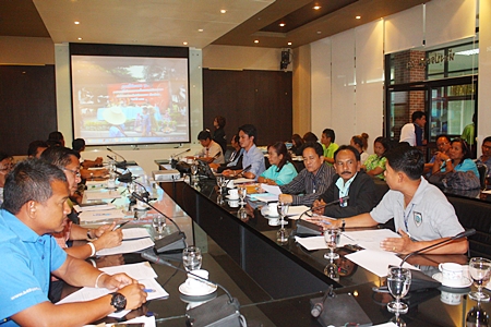 Representatives from various agencies in Pattaya meet in conference room 231 at City Hall. 