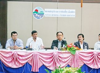 Banglamung’s district chief Chawalit Saeng-Uthai (3rd left) addresses the Pattaya Business & Tourism Association.