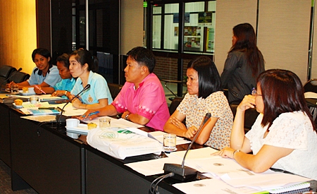Members of the Pattaya English Teacher’s Club meet for the first time at City Hall. 