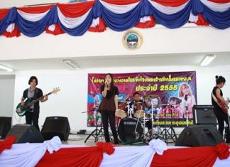 One of the contestant bands performs during the Khet Udomsak Children Music & Singing Contest 2012.
