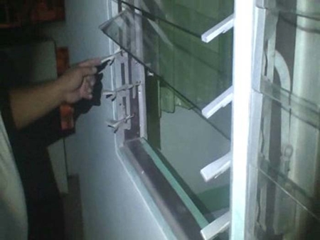 Police found the thieves had pried open three louvered windows and crawled through the opening. 