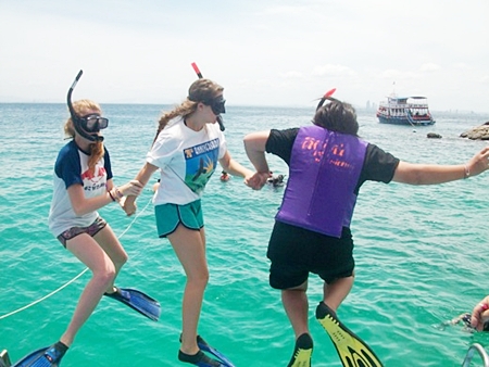 Some of Mermaids new students go snorkeling off Pattaya’s far islands.