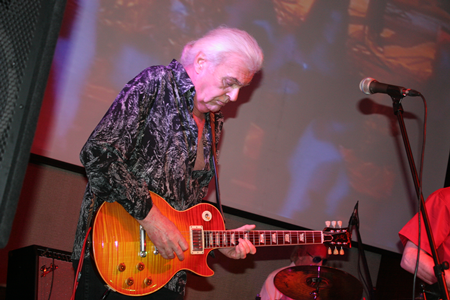 Len Tuckey, lead guitarist for BBLT, has the crowd screaming for more.