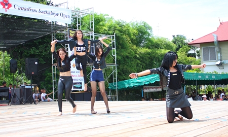 Zion Team Dancers perform an enthusiastic show.