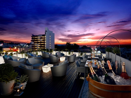 The Rooftop Sunset Lounge at dusitD2 baraquda pattaya. 