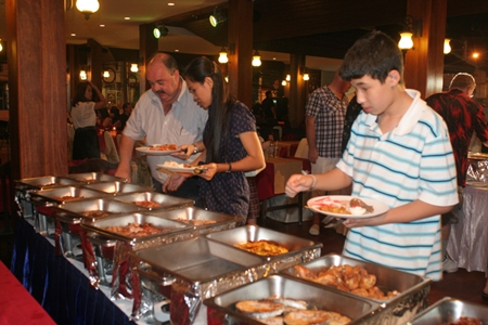 Jack and Jintana Levy sample the delicious Grand Texan BBQ.