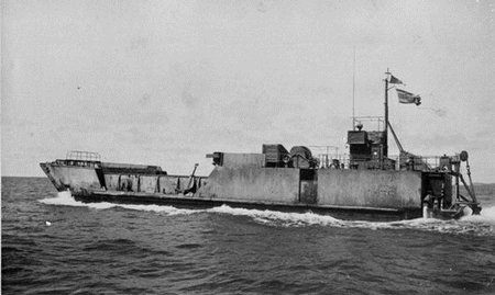 The HTMS Mataphon underway early in its career. 