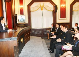 The Pattaya delegation meets with the Secretariat of the Cabinet at Bangkok’s Government House.