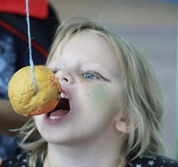 Bobbing for apples at GIS.