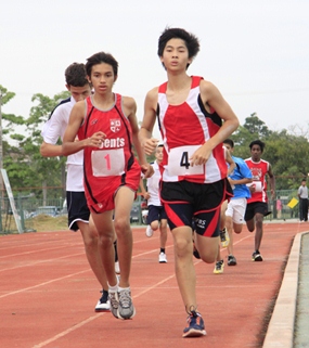 Students found they needed stamina and strength to run the 1500m race. 