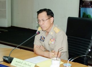Deputy Gov. Pongsak Preechawit presides over a day-long organization meeting on the Chonburi Labor Bank.