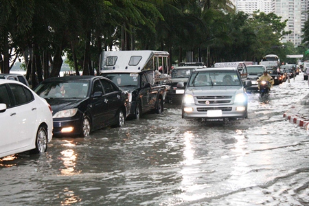 Unfortunately, this sight is becoming all too common as Pattaya’s infrastructure cannot keep up with heavy rainfall. 