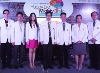 The Neuroscience team of doctors from Bangkok Hospital Pattaya poses for a group photo during the hospital’s recent health fair.