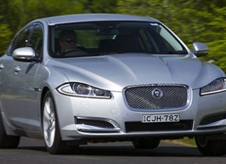 Jaguar XF.