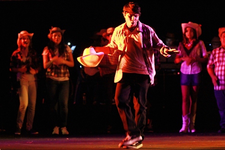 Gotta cut footloose - a GIS student displays some neat footwork. 