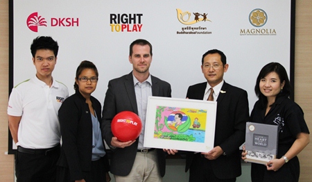 (L to R) Chananyou Muadmanee, Program Officer (Life Skills Development Program), Right To Play Thailand Foundation; Natchawi Wadman, Program Manager (Life Skills Development Program), Right To Play Thailand Foundation; Michael Albert, Country Manager, Right To Play Thailand Foundation; Visit Malaisirirat, Chairman Buddharaksa Foundation; and Wiriya Supaprasert, Executive Assistant to Chairman, Buddharaksa Foundation. 