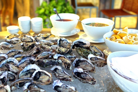 Seafood BBQ buffet at Pullman Pattaya Hotel G.