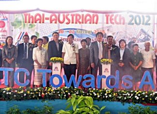 School and government officials launch the 18th Thai-Austrian Tech fair.