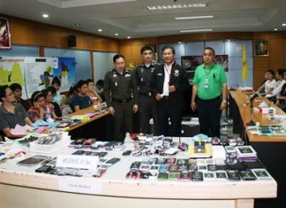 27 arrested, 391 fake phones seized in Tukcom raid Copyright police strike again, this time the mobile phone vendors at Tukcom in South Pattaya.